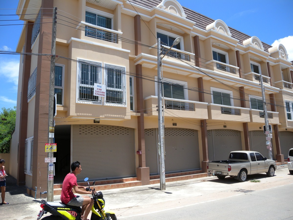 Shop house for sale - อาคารพาณิชย์ - East Pattaya - 