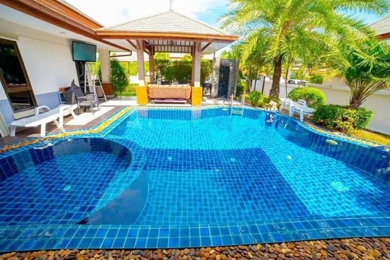 Baan Dusit Pattaya Lake Village - 3 BR Villas For Sale  - บ้าน -  - 